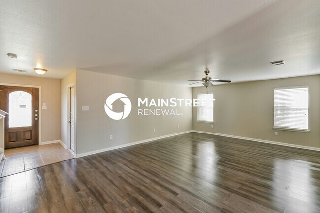 Building Photo - 3 Bedroom Pet-Friendly Home in San Antonio, TX with Main Street Renewal