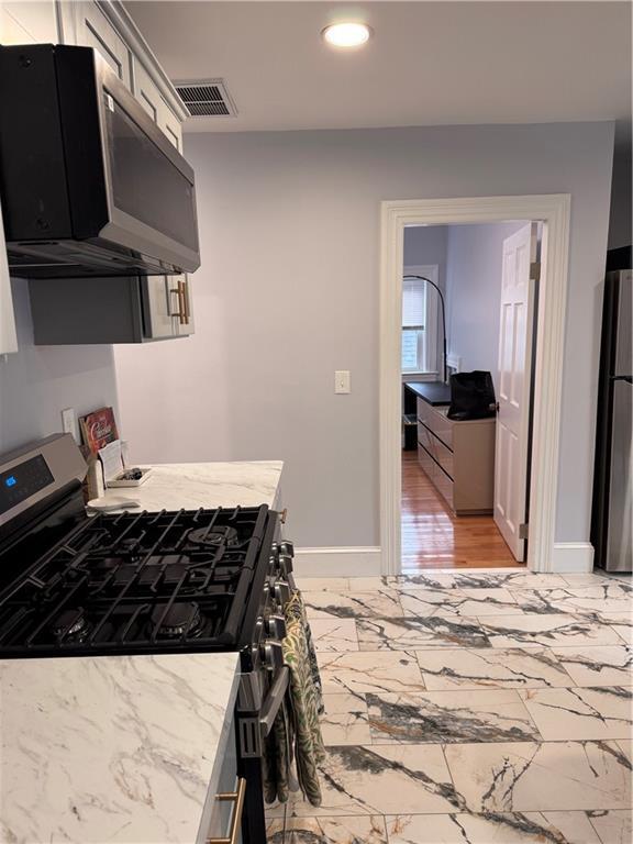 Building Photo - 93 Chapin Ave