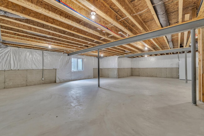 Building Photo - 4959 Barnes Rd