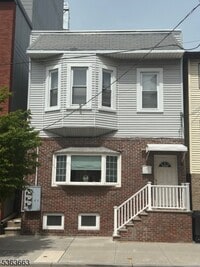Building Photo - 265 Cambridge Ave