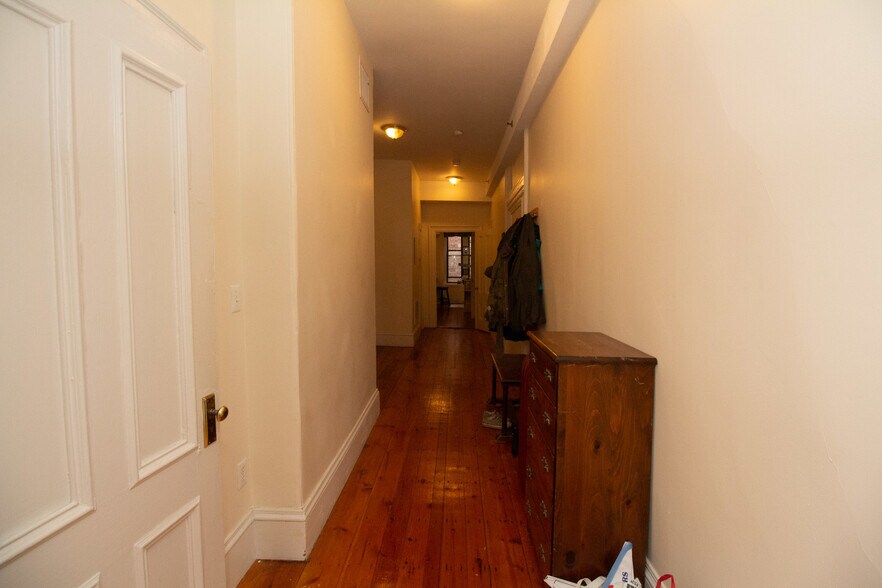 Building Photo - 209 Washington St