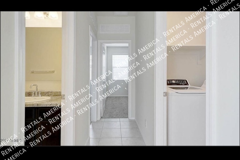 Building Photo - 4189 S 243rd Dr