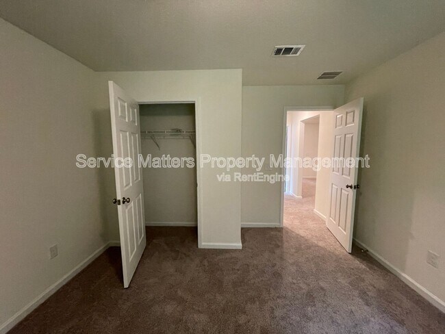 Building Photo - 6521 June Bug Dr