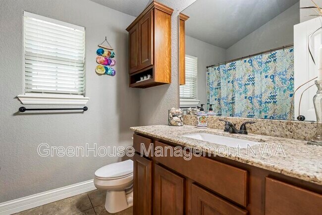 Building Photo - 307 Blair Cir
