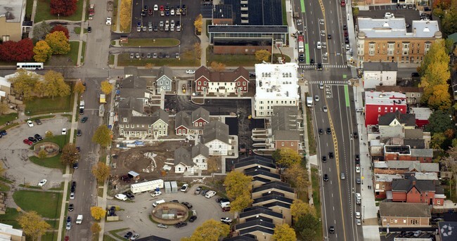 Aerial Photo - Shoreline Apartments