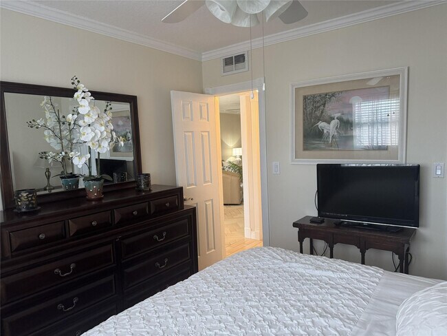 Building Photo - 1461 S Ocean Blvd