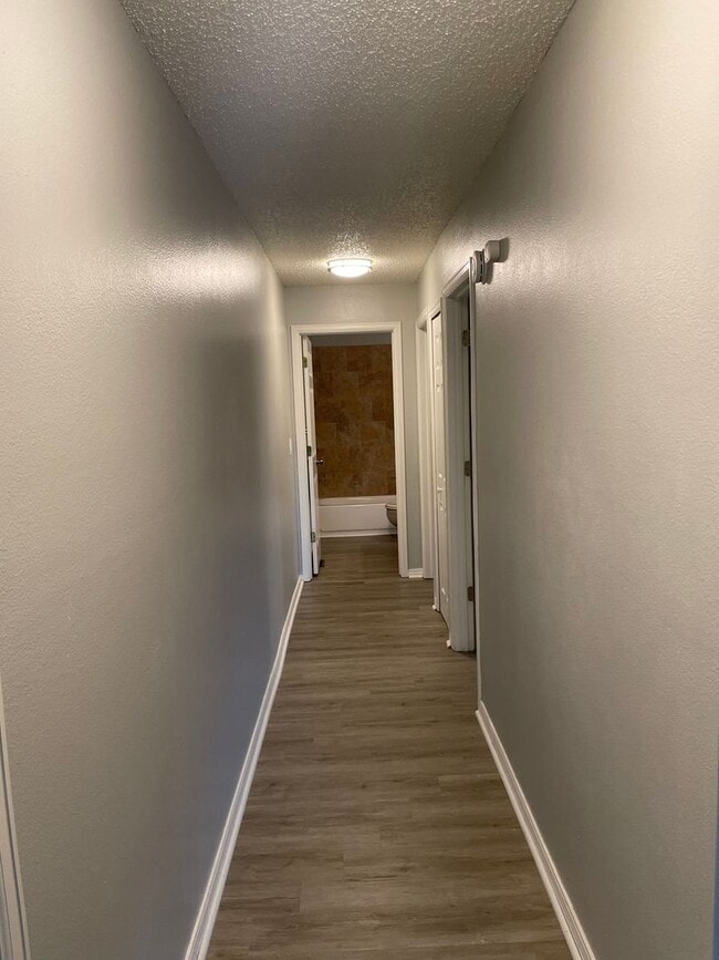 Building Photo - 4015 Stonedike Dr