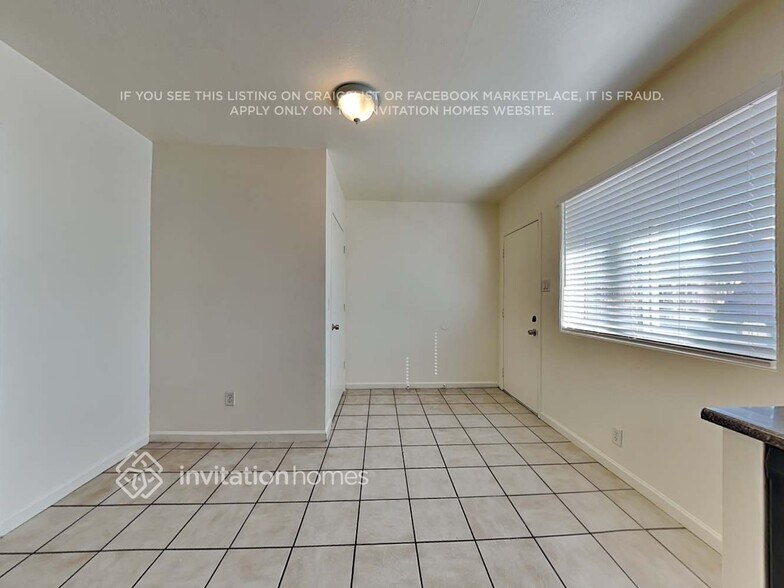 Building Photo - 2707 N 27th St