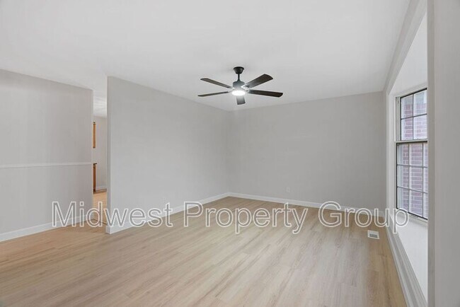 Building Photo - 3325 Hermoso Dr