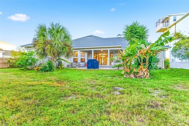 Building Photo - 7 Deerwood St