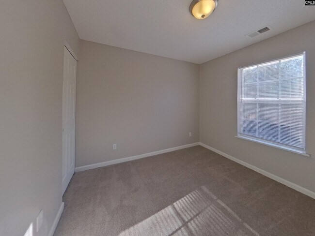 Building Photo - 2000 Lake Carolina Dr