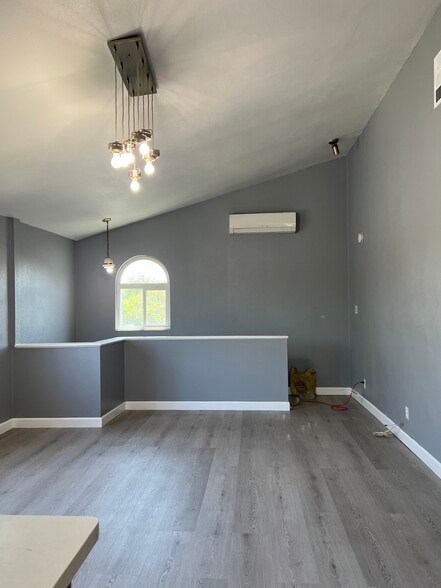 Building Photo - 5316 Inglewood Blvd