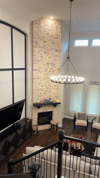 Building Photo - 3012 Mulberry Ave