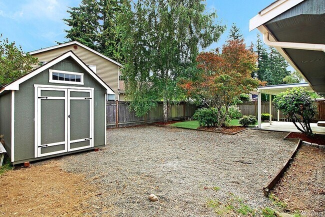 Building Photo - 22103 96th Ave W