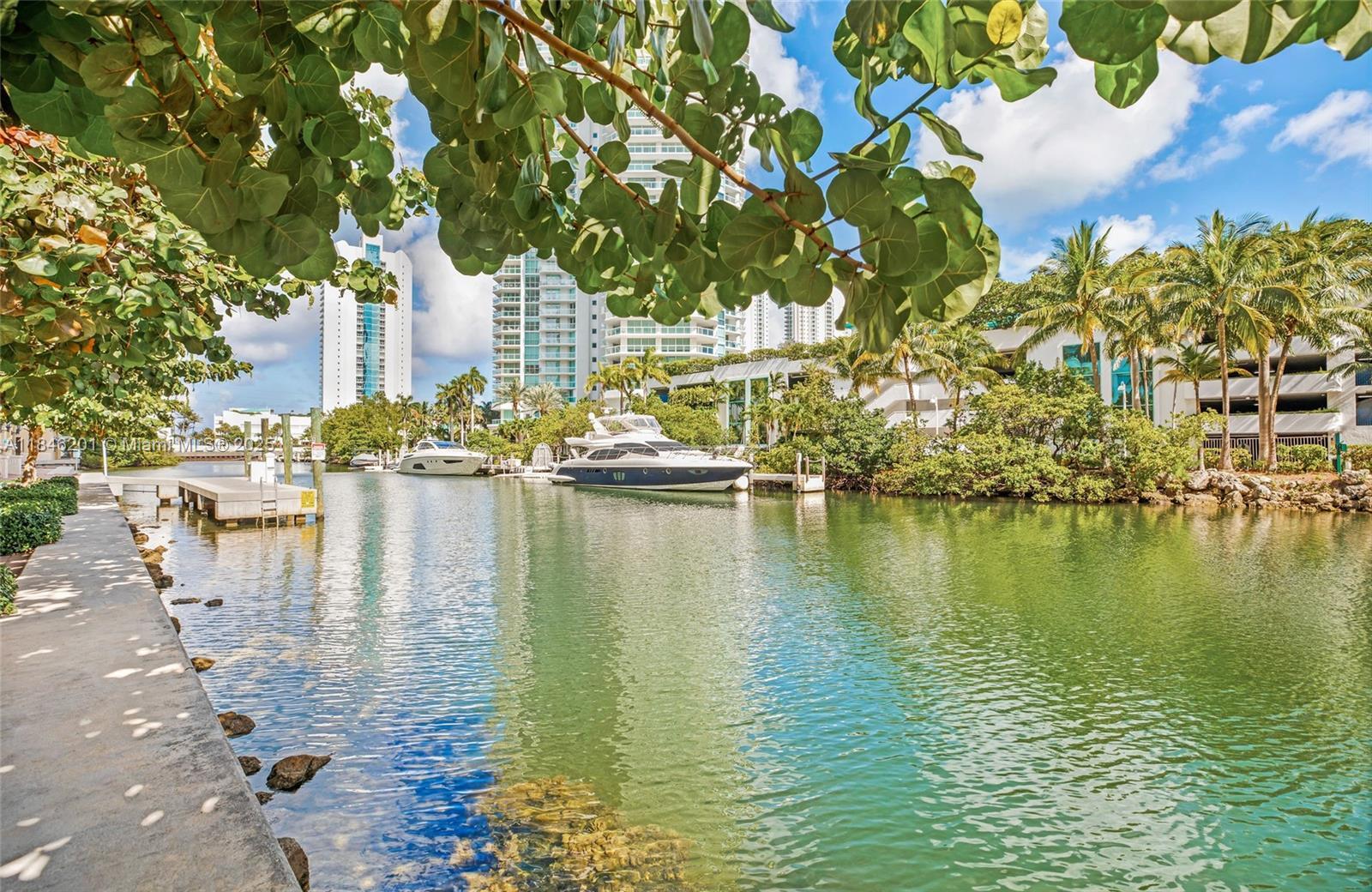 Building Photo - 300 Sunny Isles Blvd