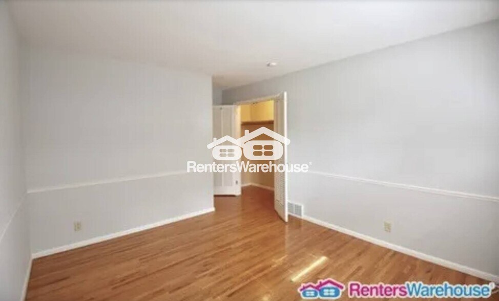 Building Photo - 6625 Brittany Rd