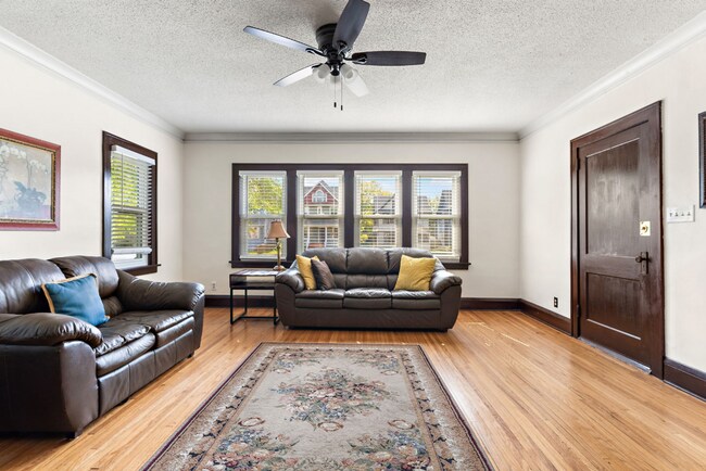 Building Photo - 935-937 Marshall Avenue