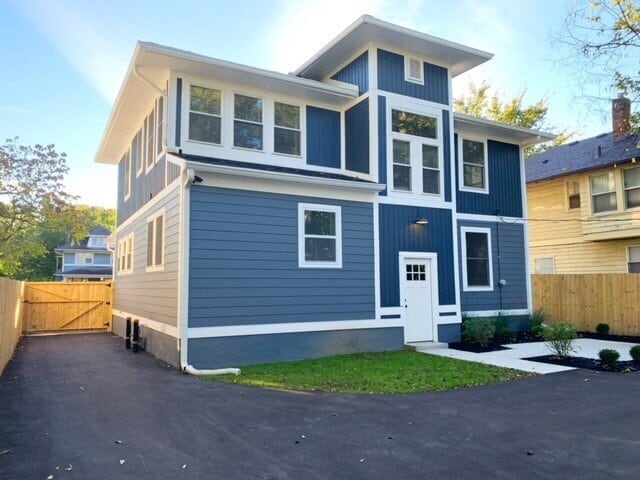 Building Photo - COLLEGE AVE- PROFESSIONALLY REMODELED 5BR/3/5BA HOME AVAILABLE NOW!
