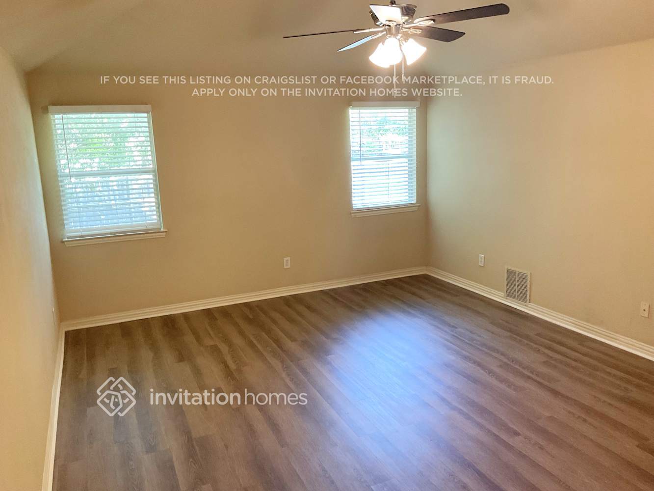 Building Photo - 515 Hidden Meadow Ct