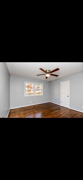 Building Photo - 3111 Braddock Dr