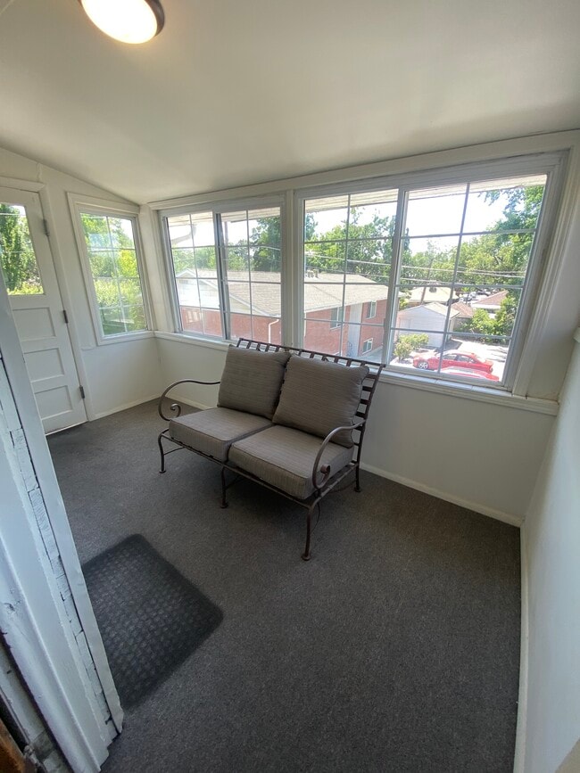 Building Photo - 1590 S 500 E