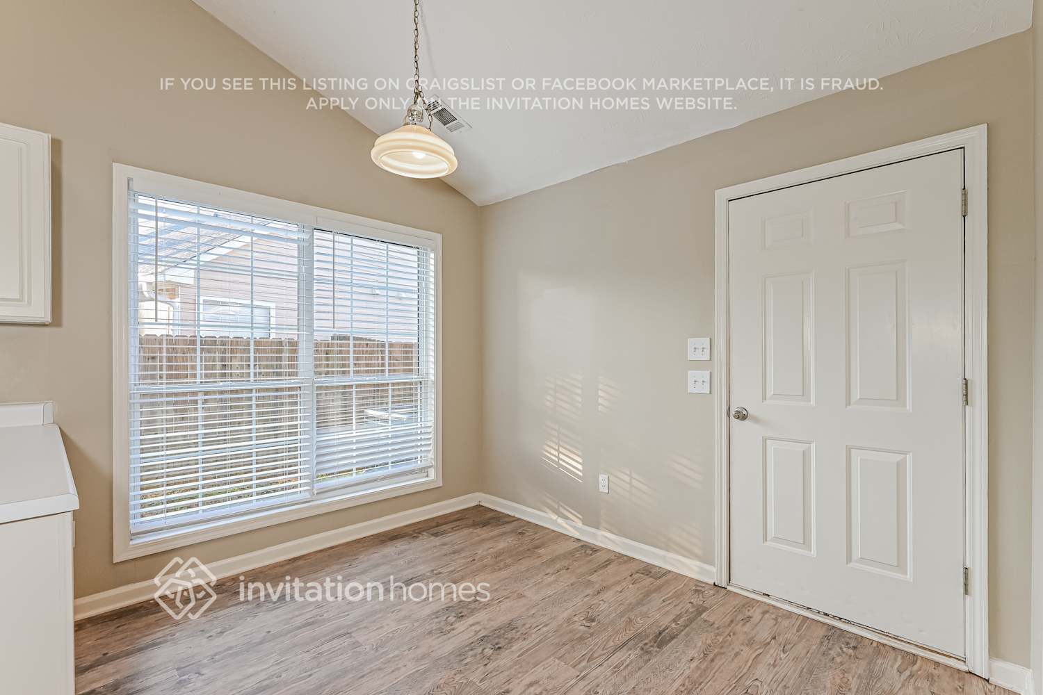 Building Photo - 805 Avalon Forest Dr NW