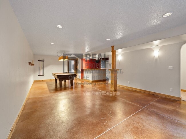 Building Photo - 8924 Smoke Signal Way