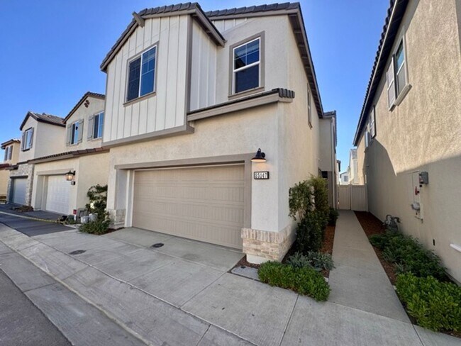 Building Photo - Brand New 4 Bedroom Home with Solar in Gated Moreno Valley Community!