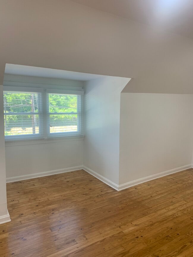 Building Photo - 2328 Johnson Ferry Rd NE