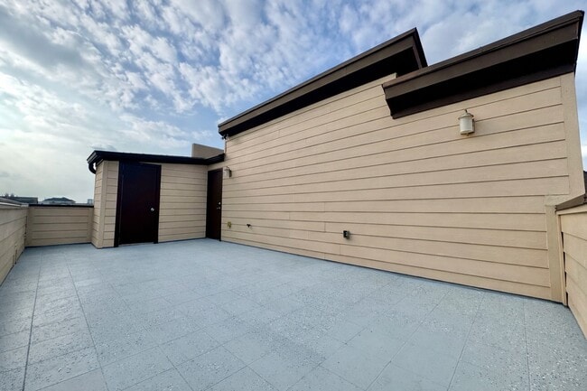 Building Photo - 1515 Birdsall St