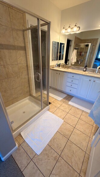 Building Photo - 3291 Cascina Cir