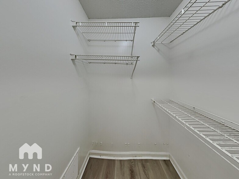 Building Photo - 7843 Freehold Dr