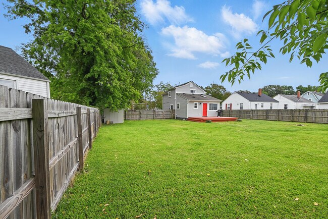 Building Photo - 3521 Brest Ave