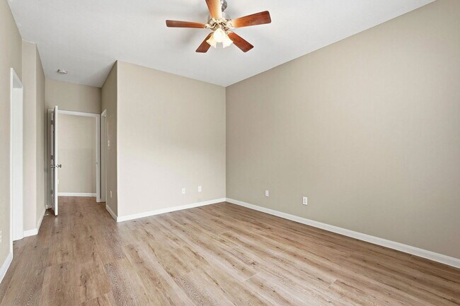 Building Photo - 4434 Mallow St