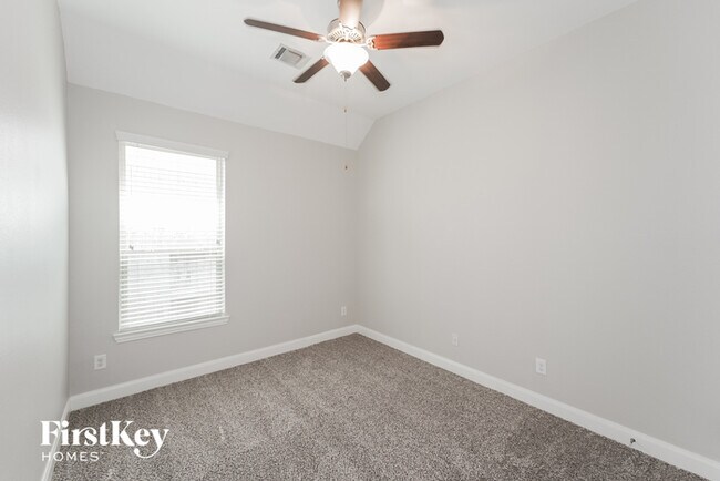 Building Photo - 10514 Hartfield Bluff Ln