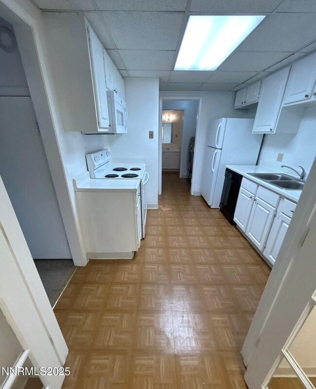 Building Photo - 1706 London Cir