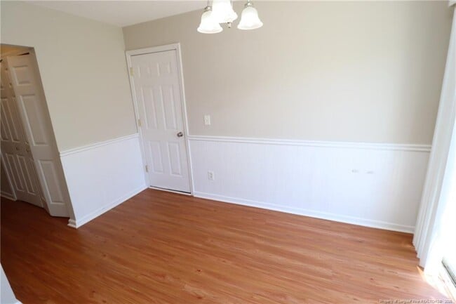 Building Photo - 120 Downing Bluff Dr
