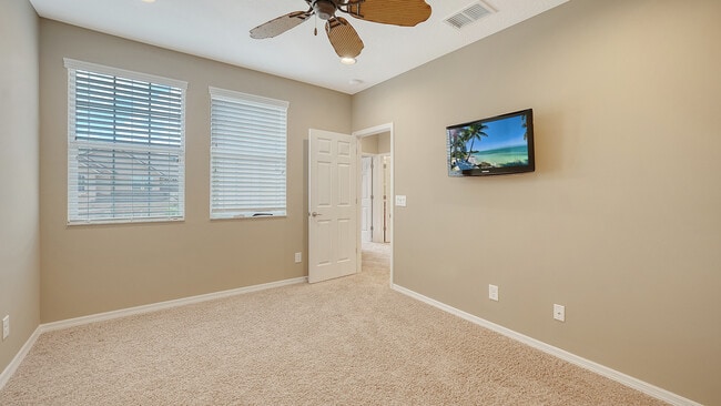 Building Photo - 8280 Villa Grande Ct