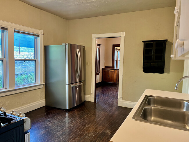 Kitchen - facing South - Black Spice Cupboard - 2028 Bristow St