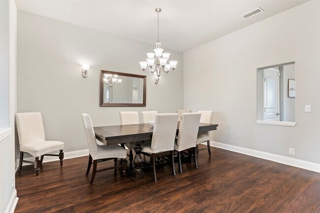 Building Photo - 1323 Lantern Faith Dr