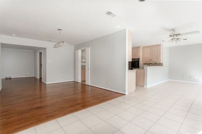 Building Photo - 6926 Colfax Dr