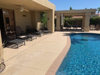 Lounging area - 2481 Verna Ct
