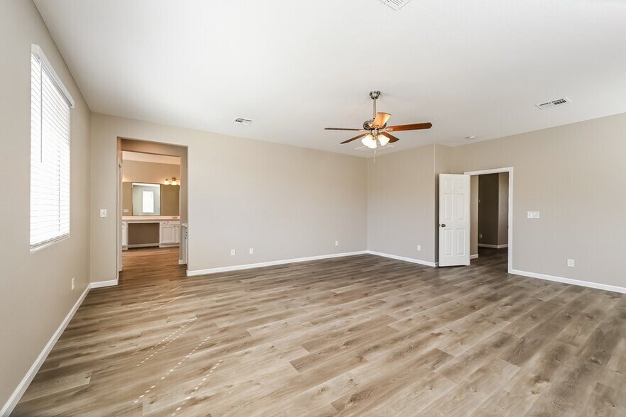 Building Photo - 10435 Romoco Ct