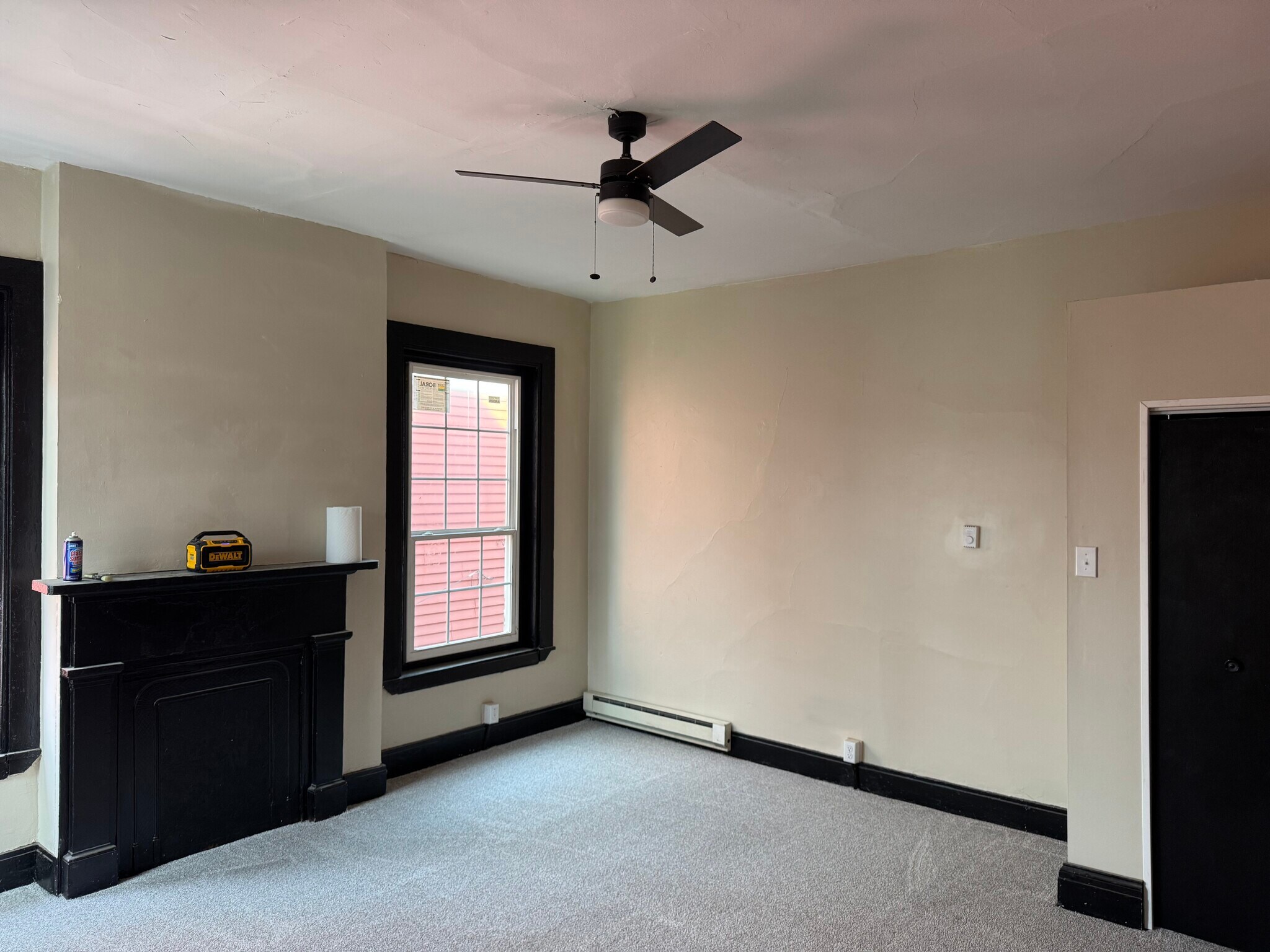 Building Photo - 313 S Penn St