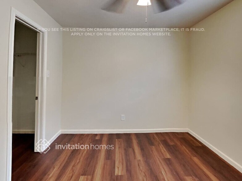 Building Photo - 8563 Chaletford Dr