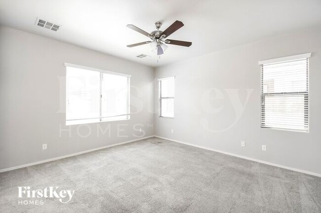 Building Photo - 4191 E Velasco St