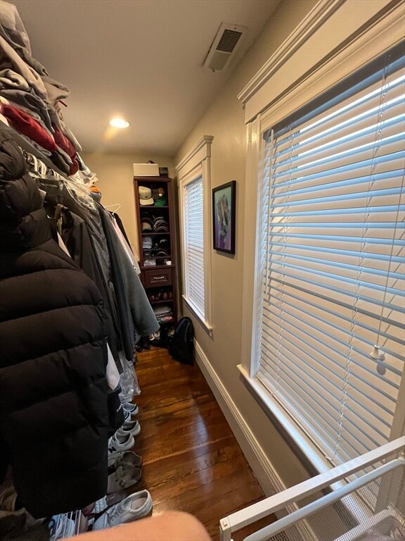 Building Photo - 33 Wisconsin Ave