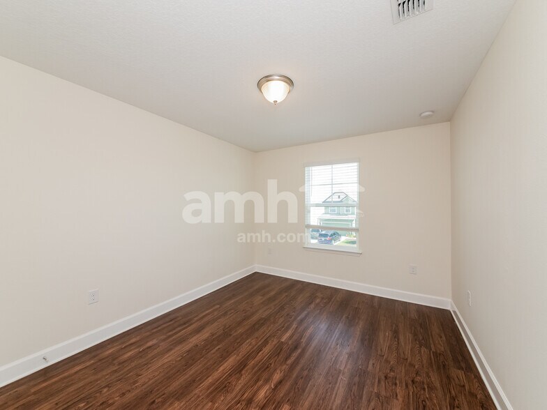 Building Photo - 4659 Reisswood Lp