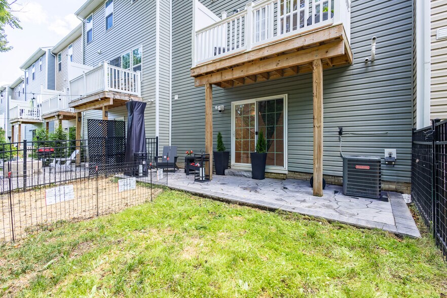 Building Photo - 6800 Frey Ln