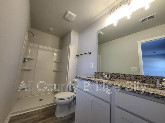 Building Photo - 147 Randwick Ln